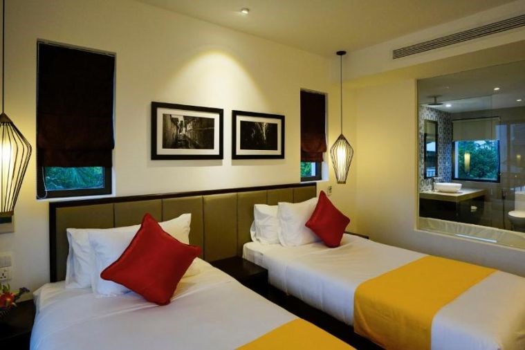 Grand Superior Twin with Pool & Garden view